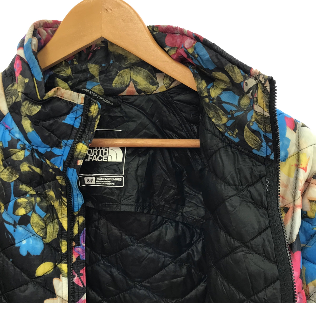 THE NORTH FACE / The North Face | Flower Print Quilted Jacket | S | Multicolor | Women's