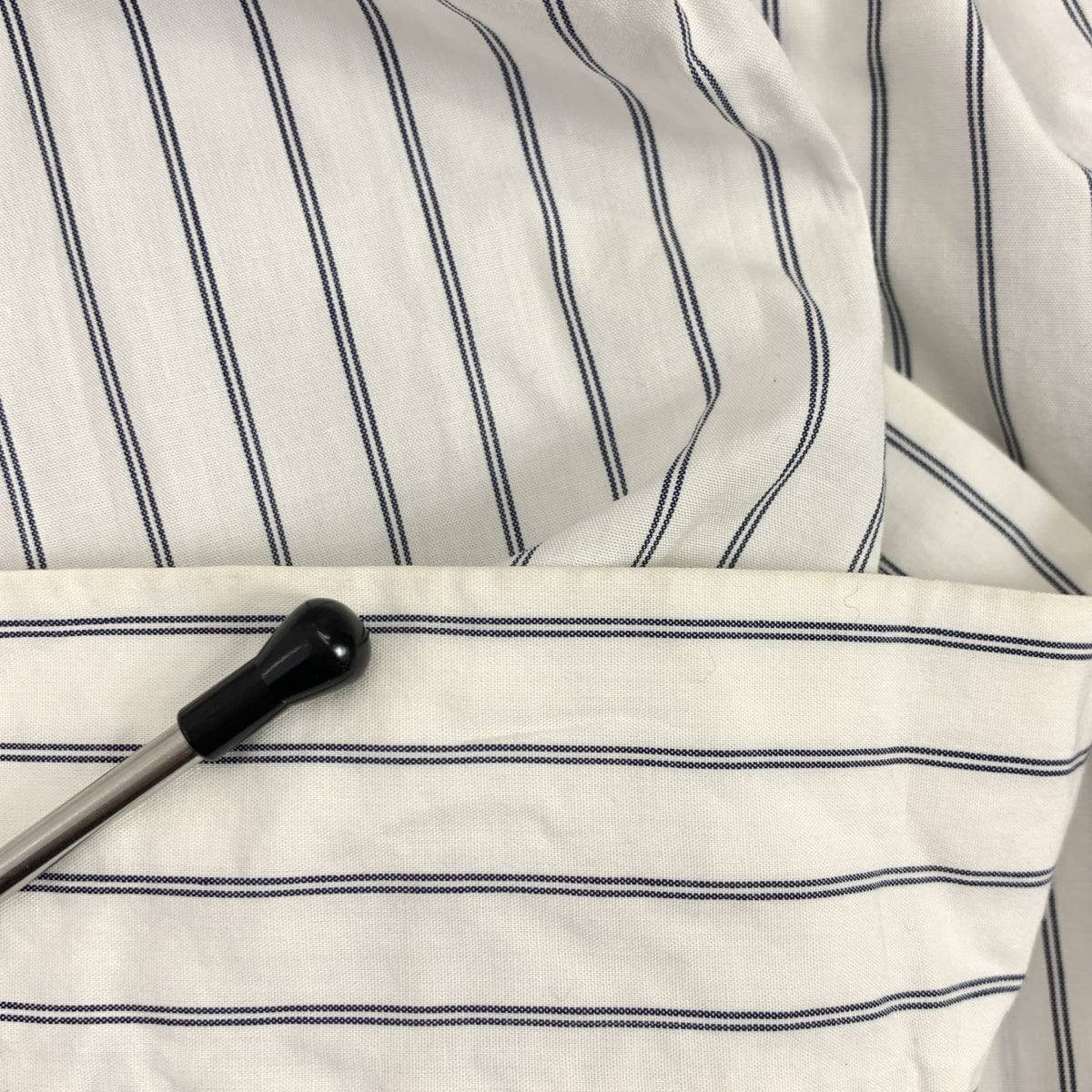 Omas Hande / オーマスヘンデ | コットン ストライプ シャツワンピース | F | ホワイト/ネイビー | レディース