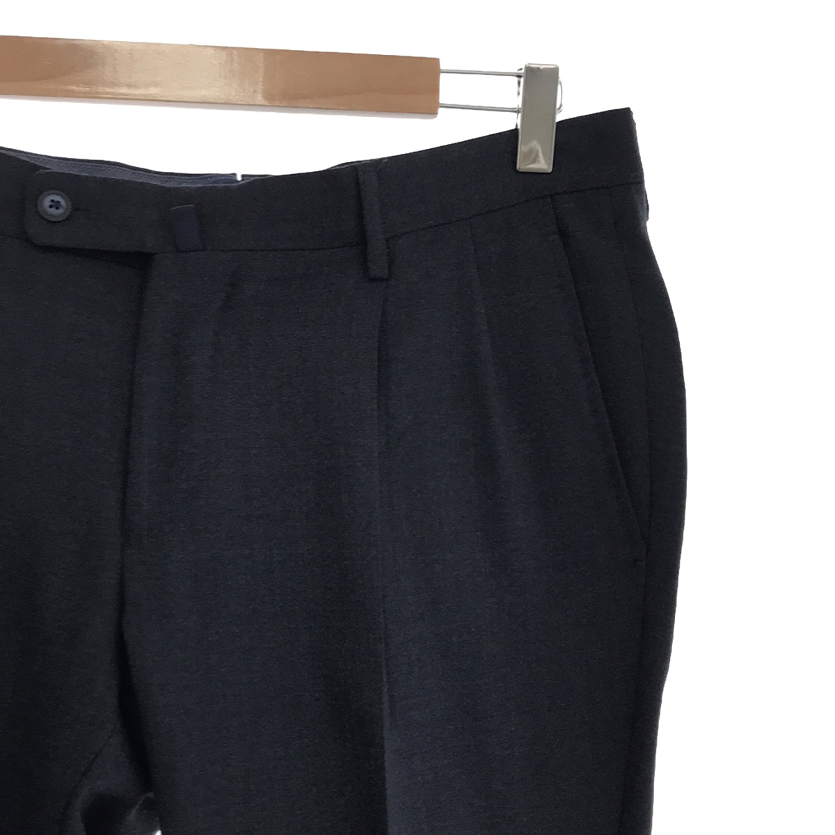 Vigano | Tuck Slacks | 46 | Navy | Men's