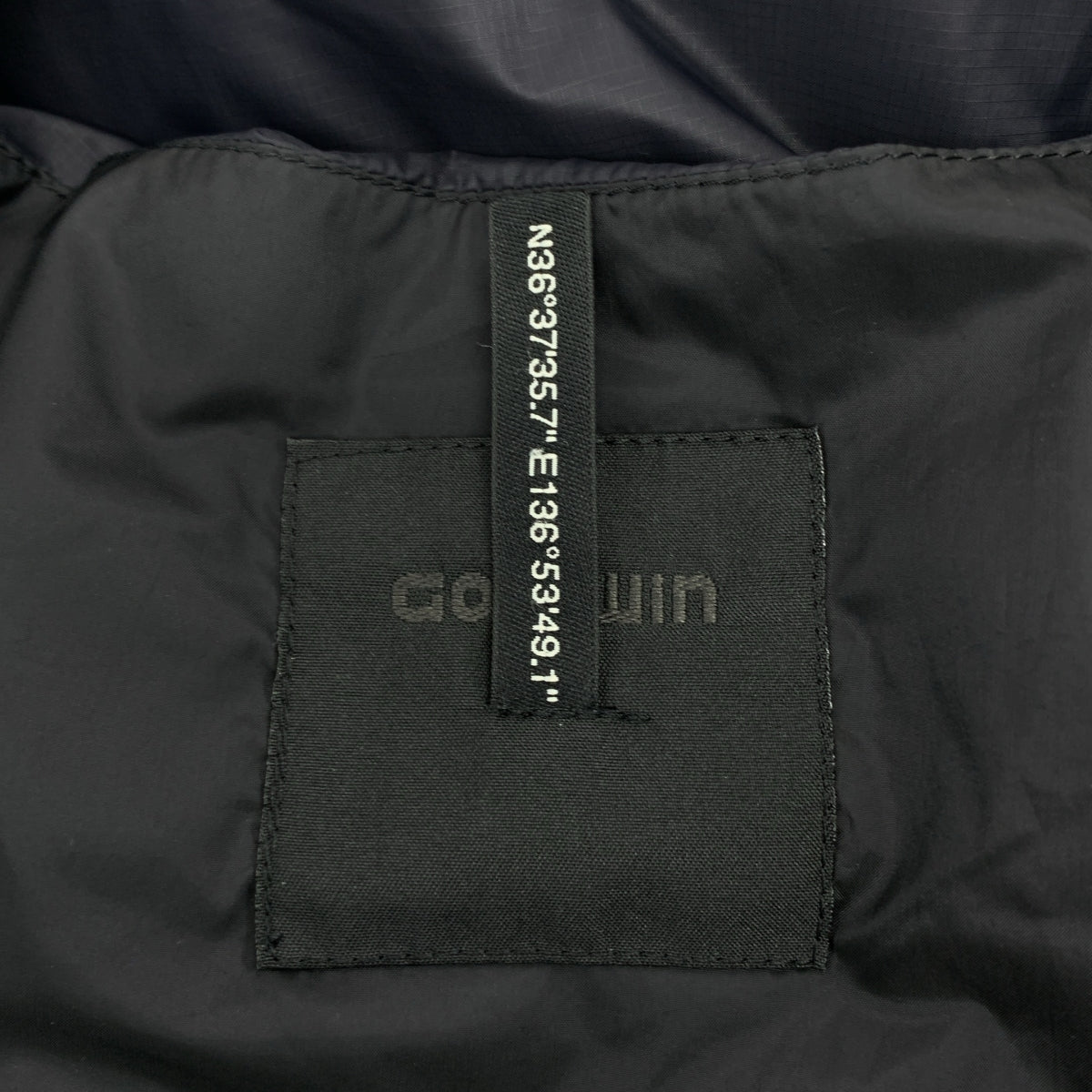 【美品】  Goldwin / ゴールドウィン | COLLAR LESS DOWN COAT カラーレス ダウンコート | M | ネイビー | メンズ