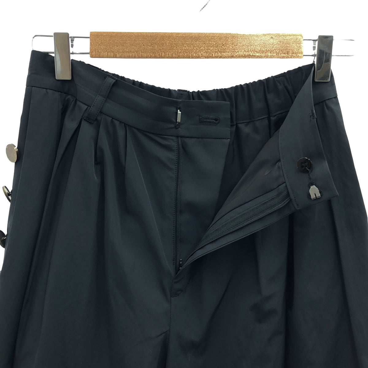 週末お値下げ　アキラナカ　パンツ 週末お値下げ アキラナカ パンツ - メルカリ