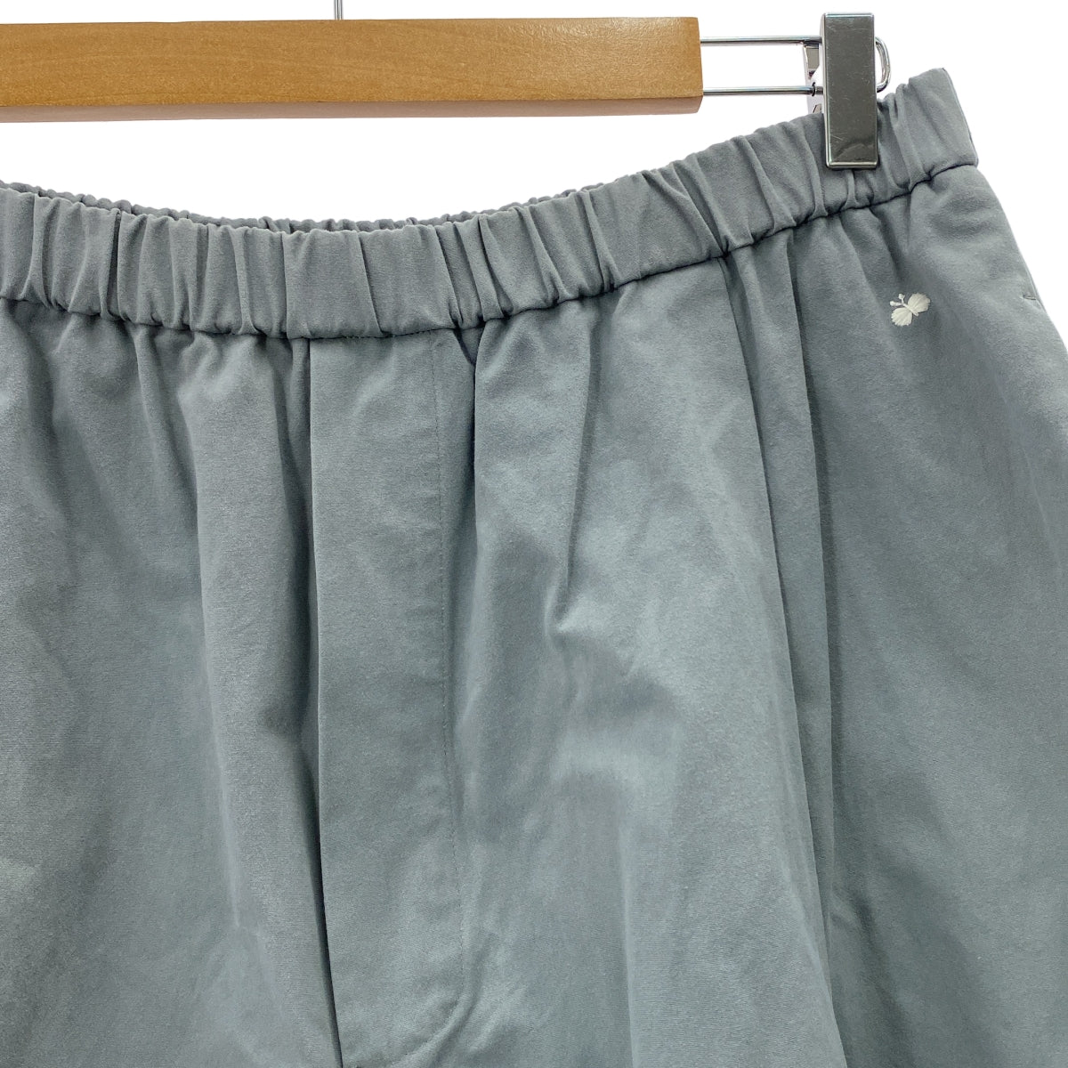 mina perhonen / 미나펠호넨 | harbor / 엠브로이드리 쵸쵸 드로스트링