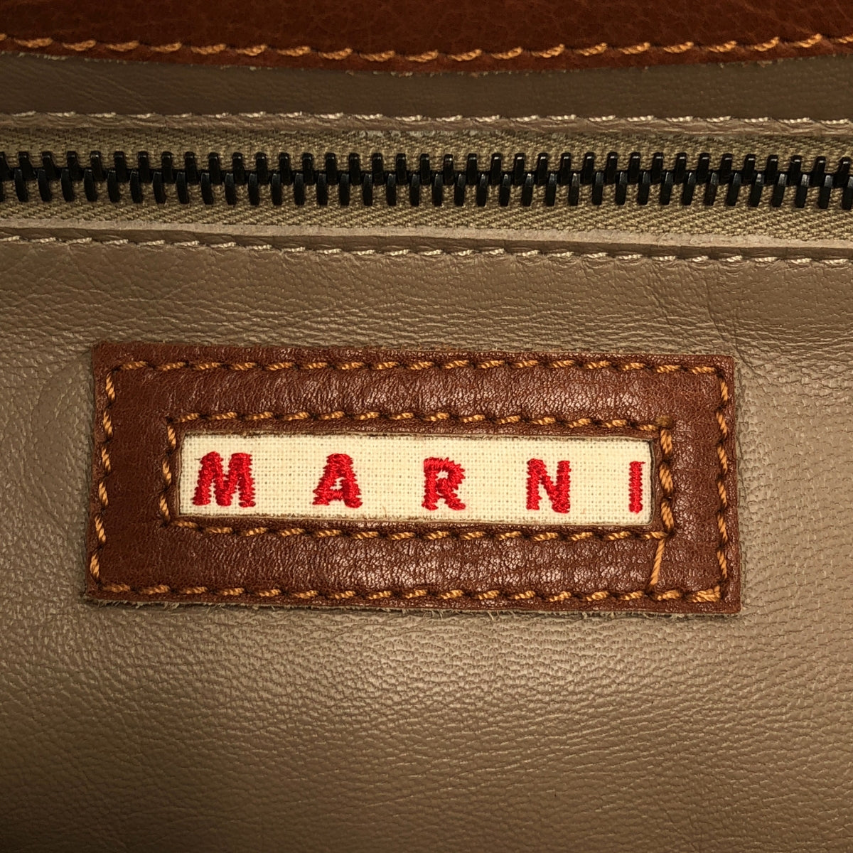 MARNI | Leather shoulder bag with opening |