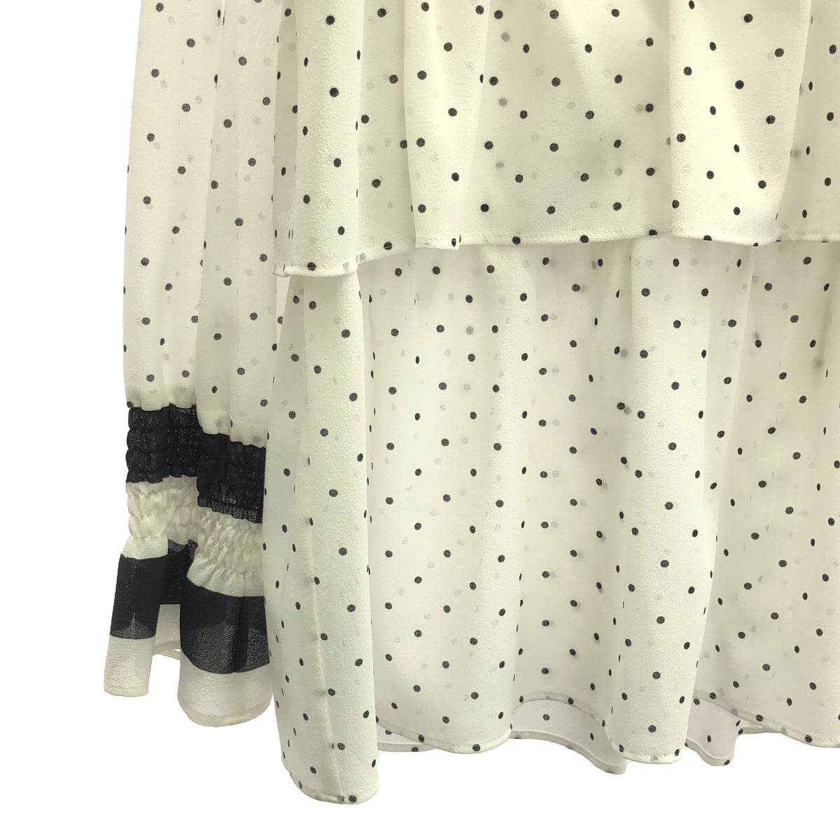 BORDERS at BALCONY | Tiered ruffle dot blouse | 38 | White/Black | Women's