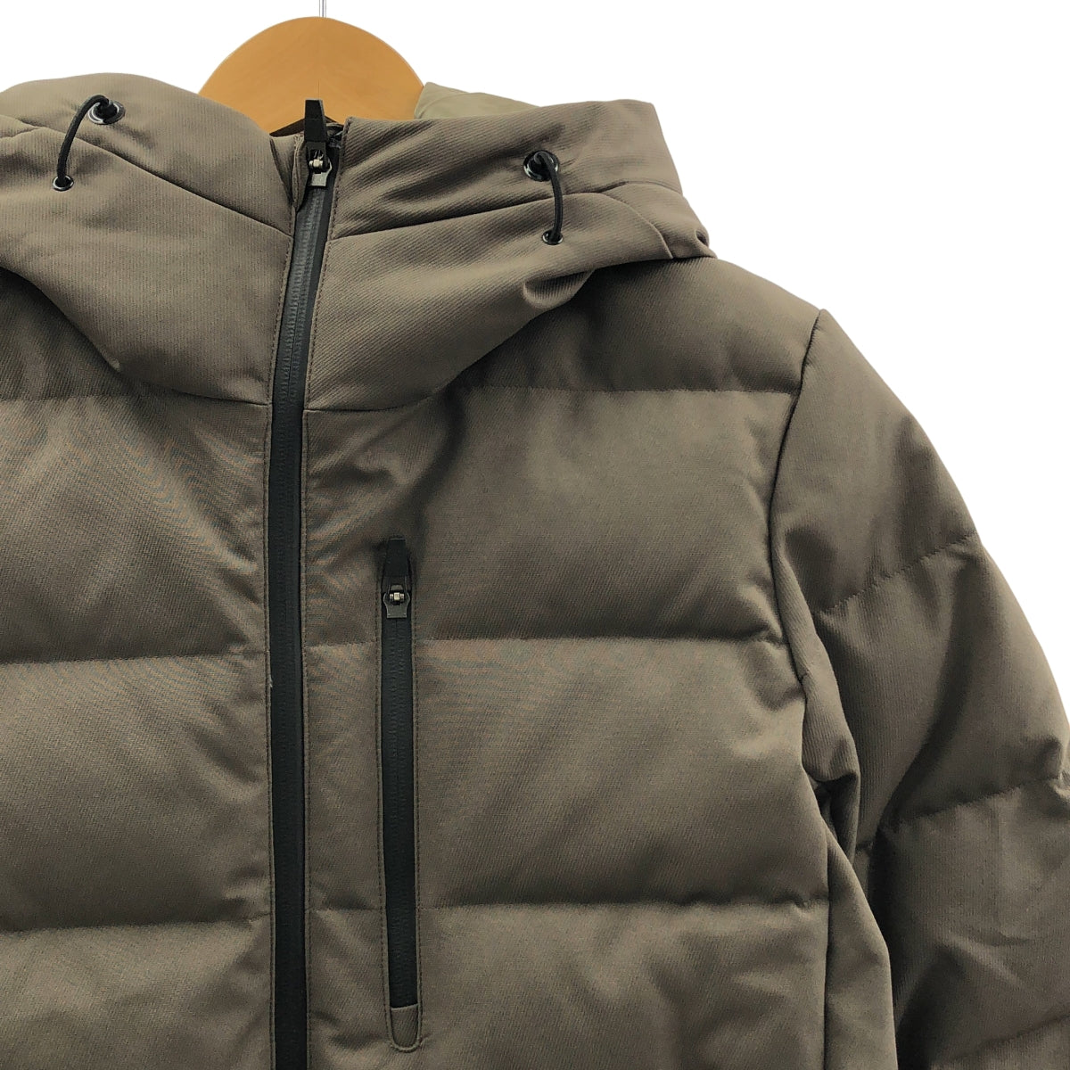 EDIFICE | 2020 秋冬系列 | 650蓬鬆度 / 白鴨絨 80/20 / 羽絨連帽衫 | M碼 |