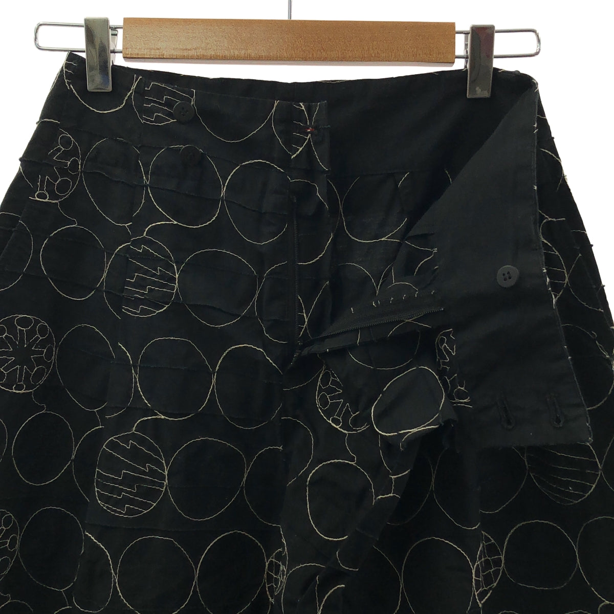 HaaT ISSEY MIYAKE / 하트 잇세이 미야케 | 코튼 엠브로이드 와이드 팬츠 | 2 |