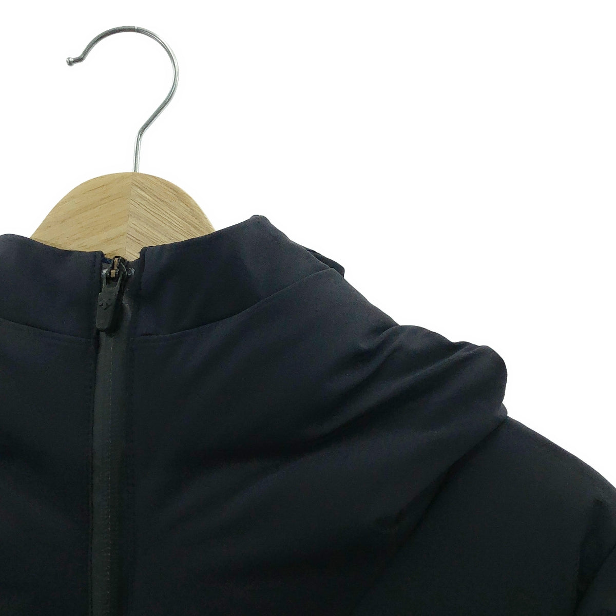 DESCENTE ALLTERRAIN / Descente All Terrain | × Hobonichi 內襯全圖案 Mizusawa 羽絨外套 | S | 海軍藍 | 女款