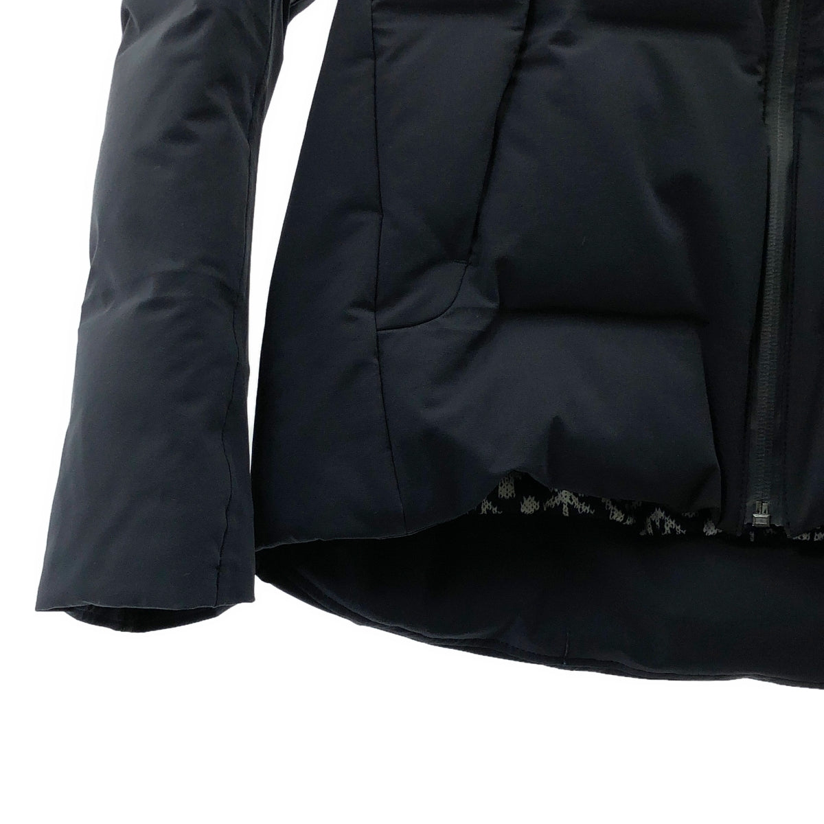 DESCENTE ALLTERRAIN / Descente All Terrain | × Hobonichi 內襯全圖案 Mizusawa 羽絨外套 | S | 海軍藍 | 女款