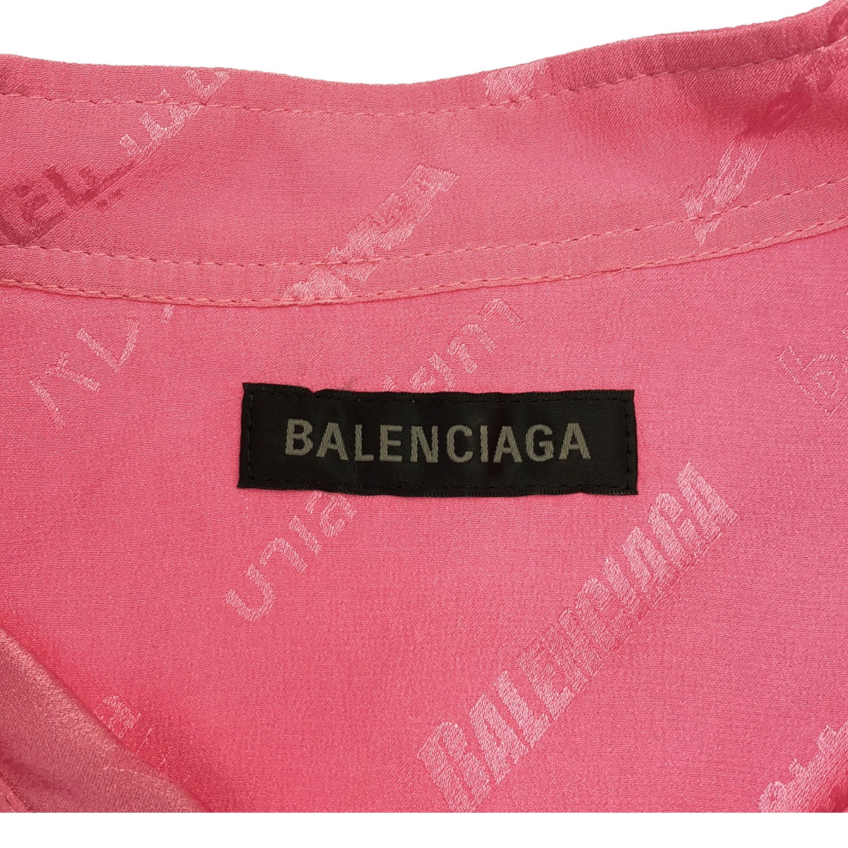 BALENCIAGA | 2022 | Logomania Allover Jacquard Shirt Silk Shirt | XS | Pink | Women's