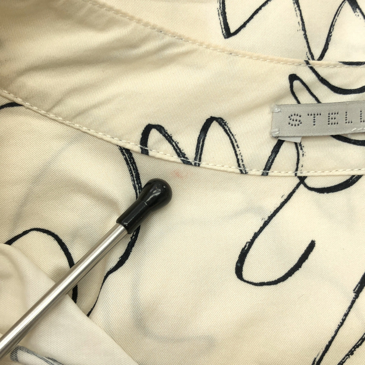 STELLA McCARTNEY / ステラマッカートニー | Doodle Print アニマル 総柄 ボウタイ パフスリーブ 7分袖ブラウス | 38 | アイボリー | レディース