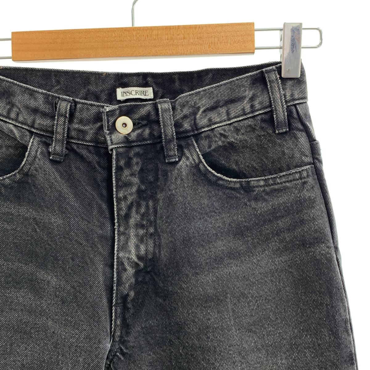 INSCRIRE / 안스쿠리아 | Flare Denim / 로고 가죽 패치 컷오프 블랙 데님 플레어 팬츠 | 28 |