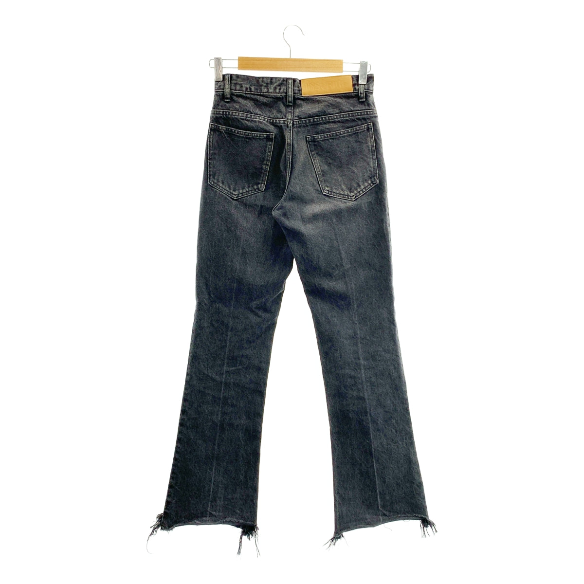 INSCRIRE / 안스쿠리아 | Flare Denim / 로고 가죽 패치 컷오프 블랙 데님 플레어 팬츠 | 28 |