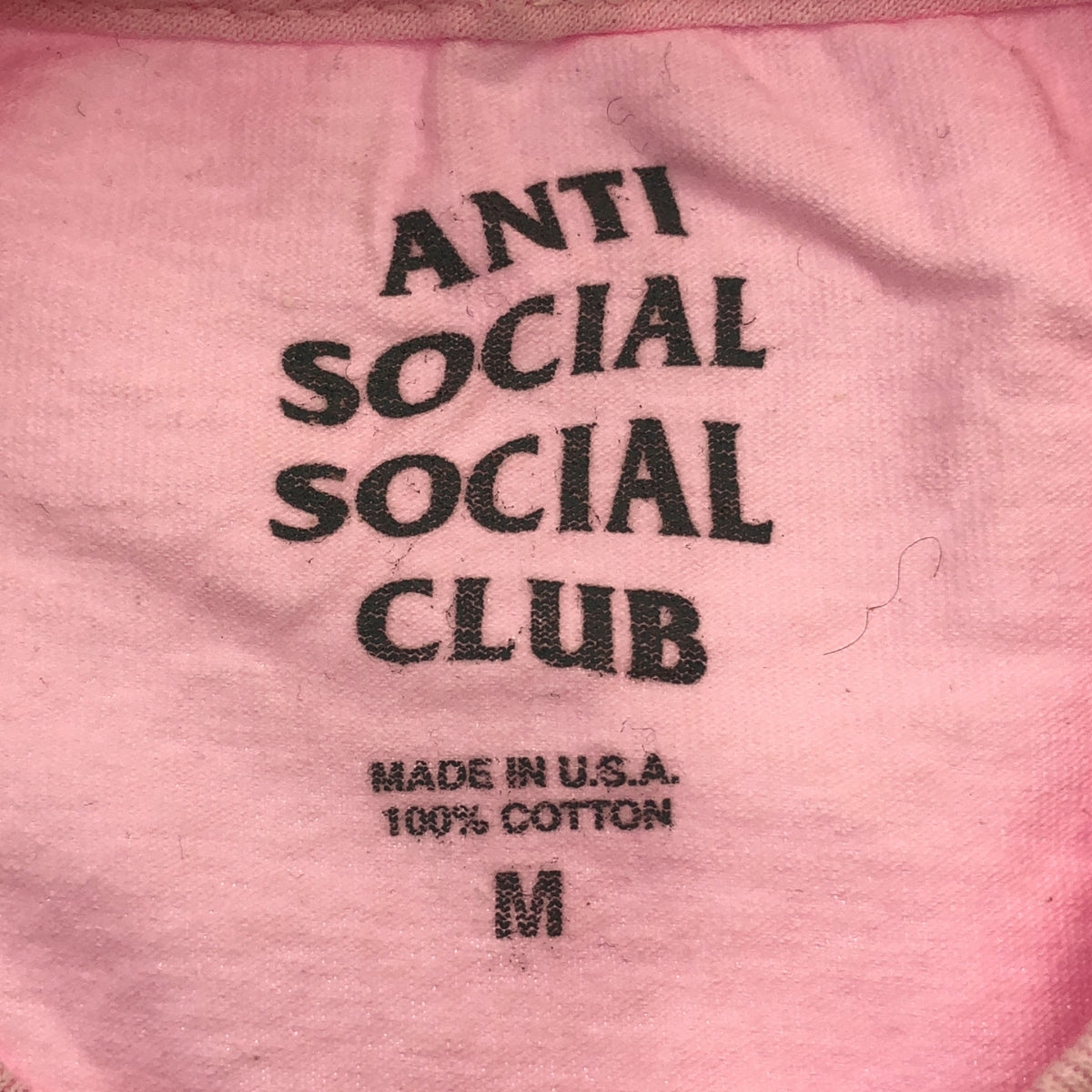 ANTI SOCIAL SOCIAL CLUB / アンチソーシャルソーシャルクラブ | スクエアロゴプリント Tシャツ | M | ピンク | メンズ
