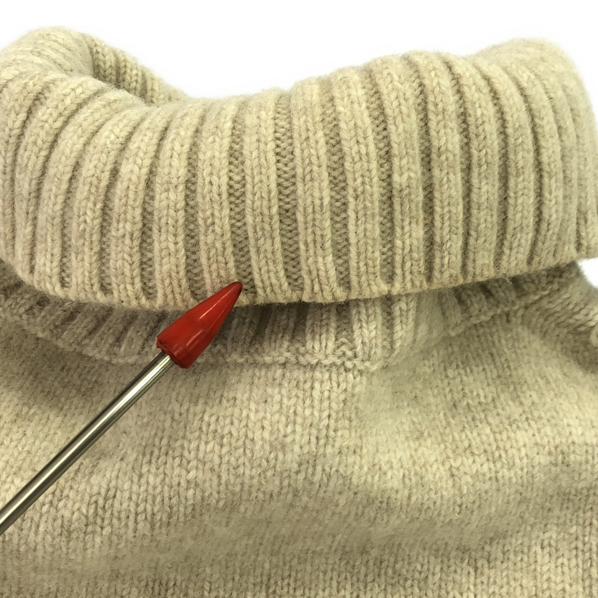 SEVEN TEN by MIHO KAWAHITO / セブンテンバイミホカワヒト | ウール リブ スリット タートルネック ニット プルオーバー | S | ベージュ | レディース