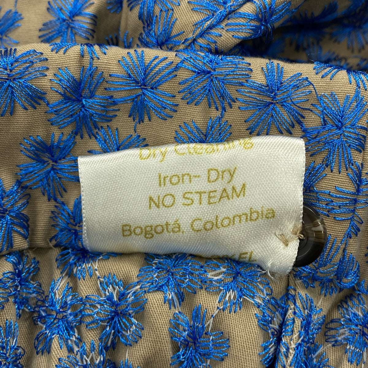 Kika Vargas / 키카 바르가스 | 엠브로이드 민소매 탑스 | M | 여성