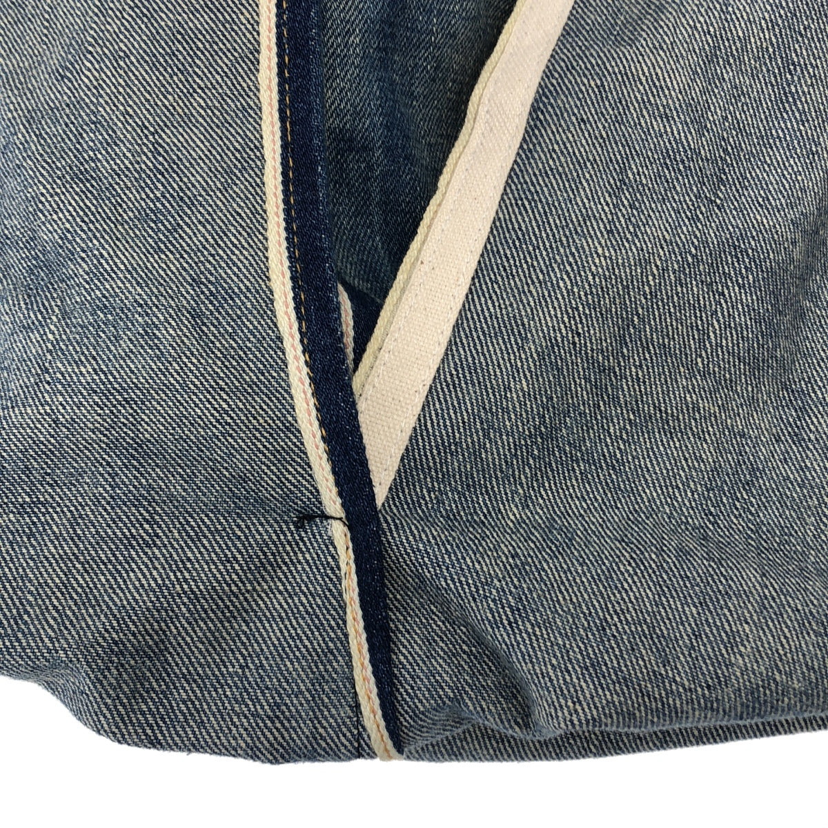 [近新] JUNYA WATANABE | 2023 春夏系列 | x Levis | 重構破洞牛仔褲 | S 碼 | 靛藍 | 女款