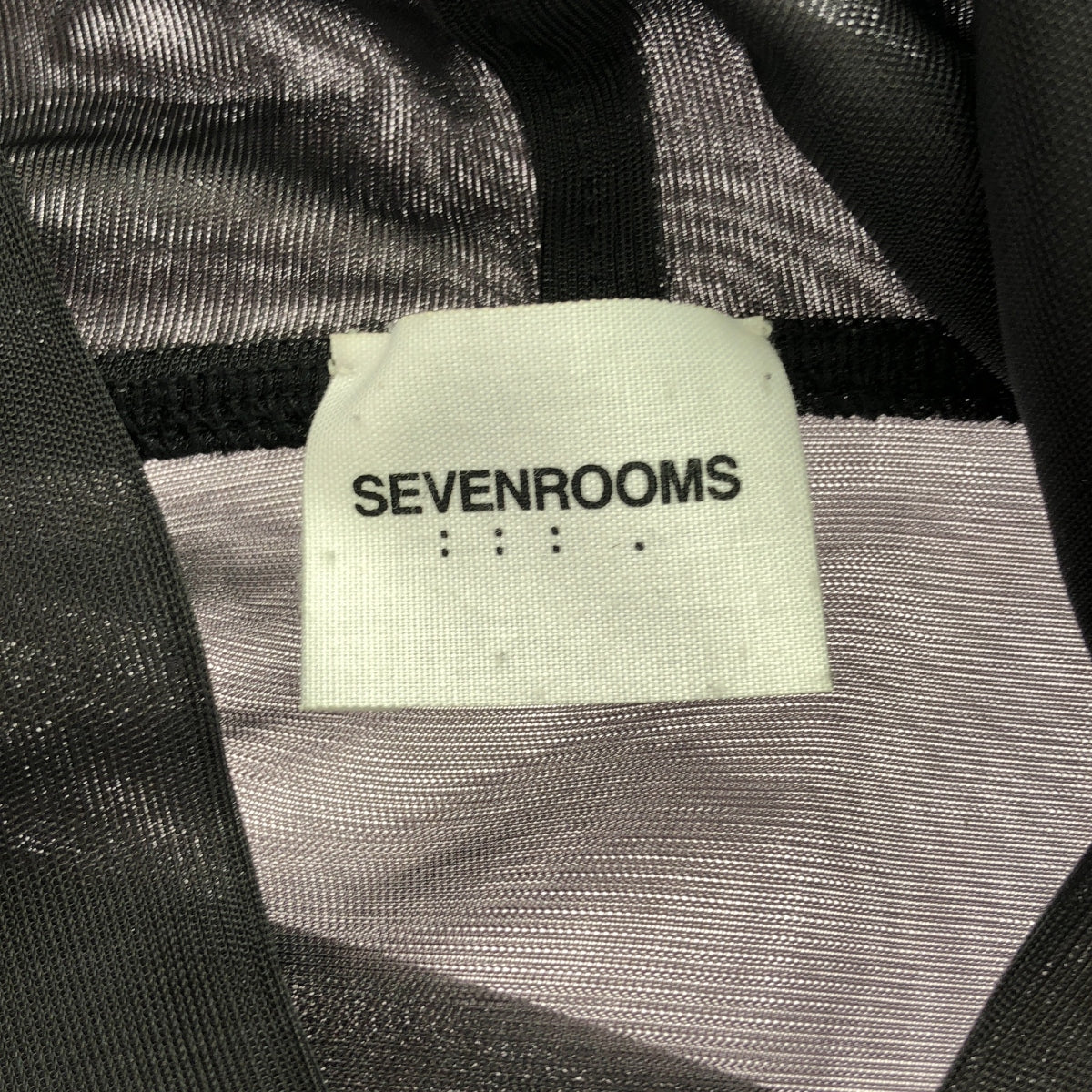 七個房間 |尼龍透視連帽套衫 | 1 |黑色 |女性的