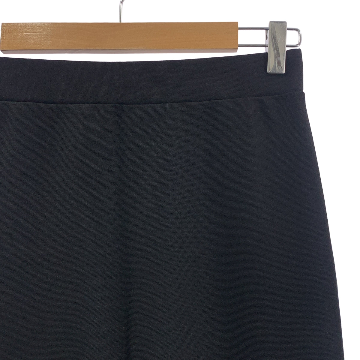 [狀況極佳] NOBLE | 2025SS | ELENI 四層羊毛斜紋裙 | 尺寸 38 | 黑色 | 女款