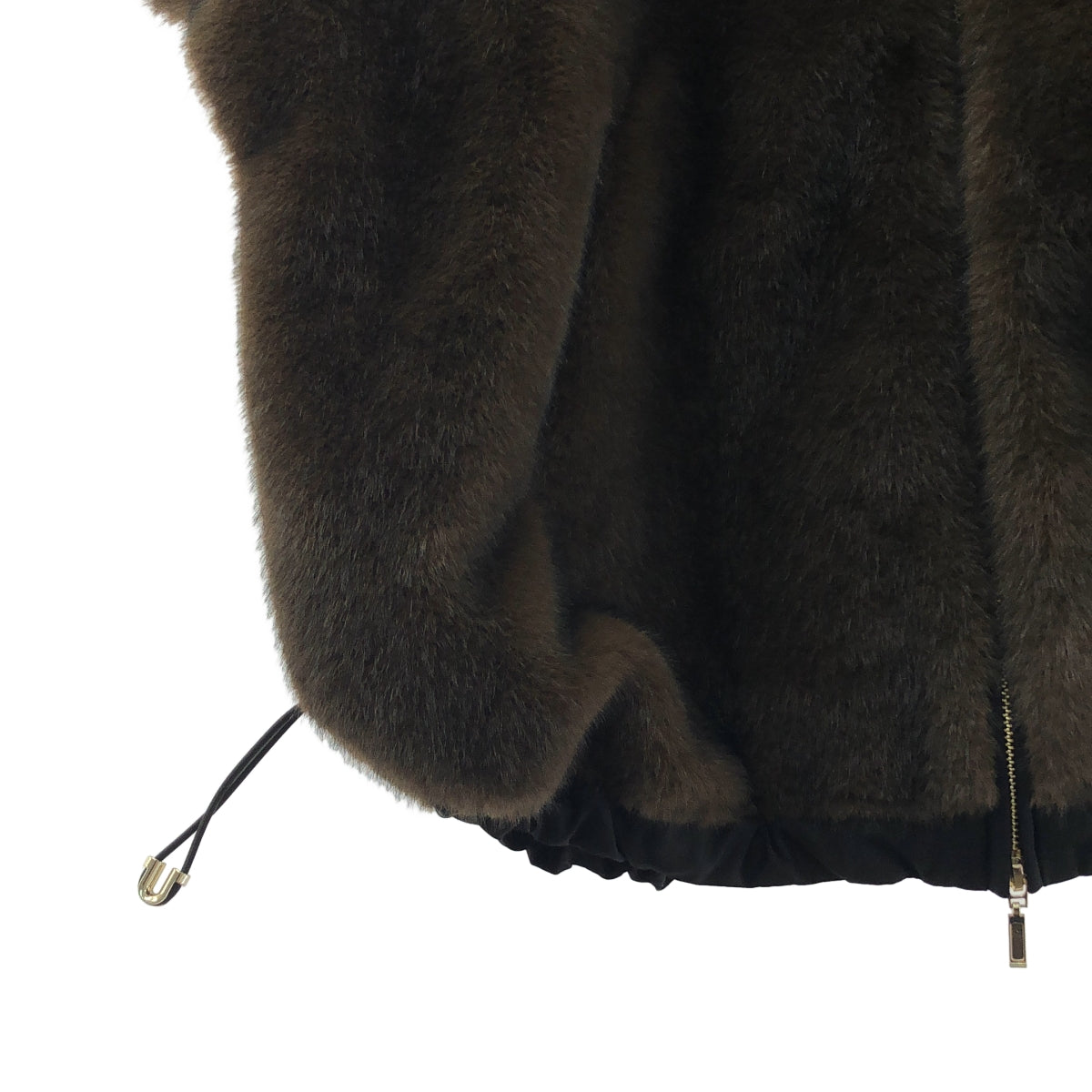 Eimee Law | 仿貂皮披肩外套 | F碼 | 女款