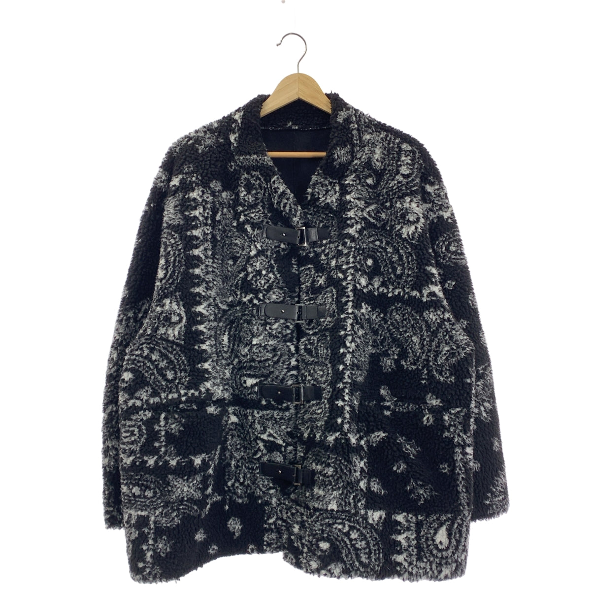 Stunning Lure | 羊毛圍巾無領外套 | 2 碼 | 黑色/白色 | 女款