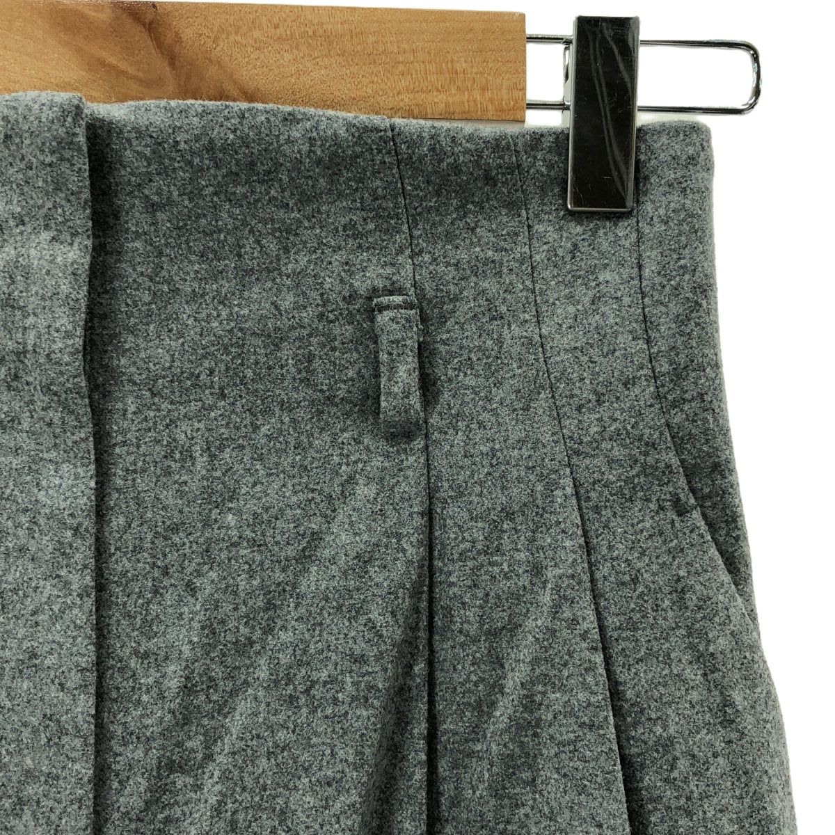 [新] Mame Kurogouchi | 2024秋冬 |羊毛法蘭絨寬錐形褲 | 1 |灰色 |女性的