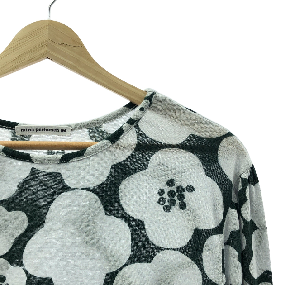 【미품】 mina perhonen / 미나펠호넨 | 2024SS | hanaco / 총 무늬 리브 슬리브 니트 원피스 | 38 | 녹색 | 여성