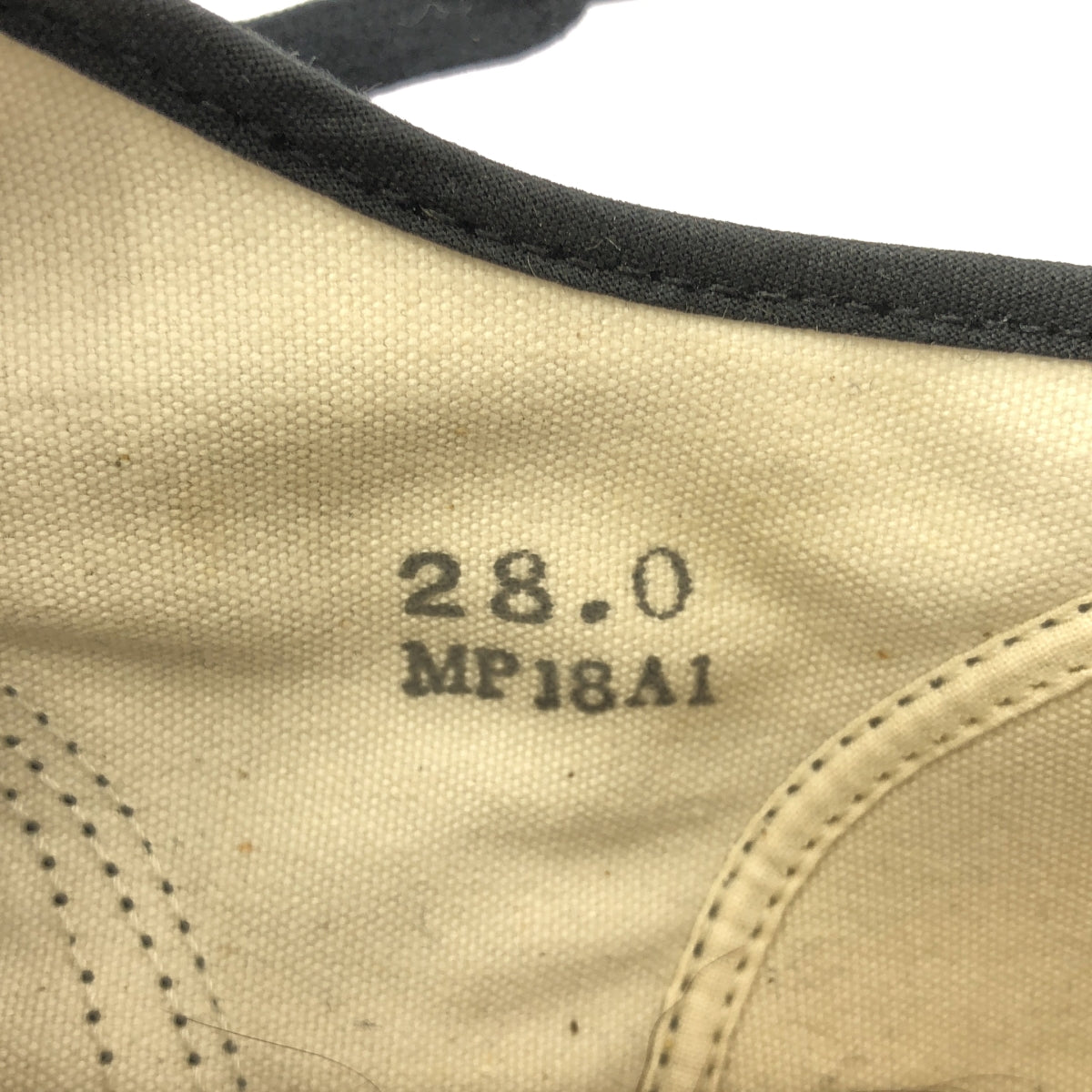 COMME des GARÇONS HOMME PLUS |帆布低筒運動鞋 | SHOPBOP尺寸 28 |黑色|男士