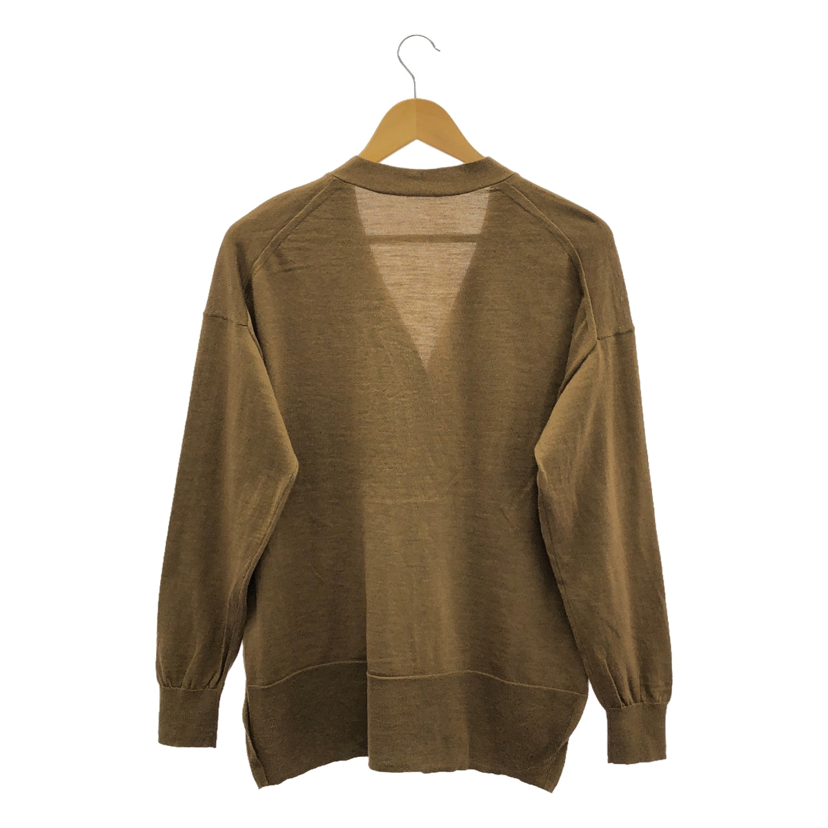 一塵不染 | 2023秋冬 | 18G V領衫 | F |駱駝 |女性的