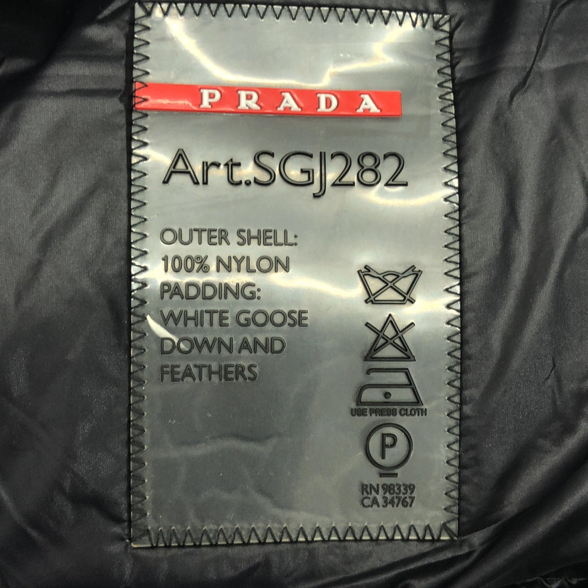 PRADA / プラダ | トライアングルロゴ ダウンベスト | 48 | ネイビー | メンズ
