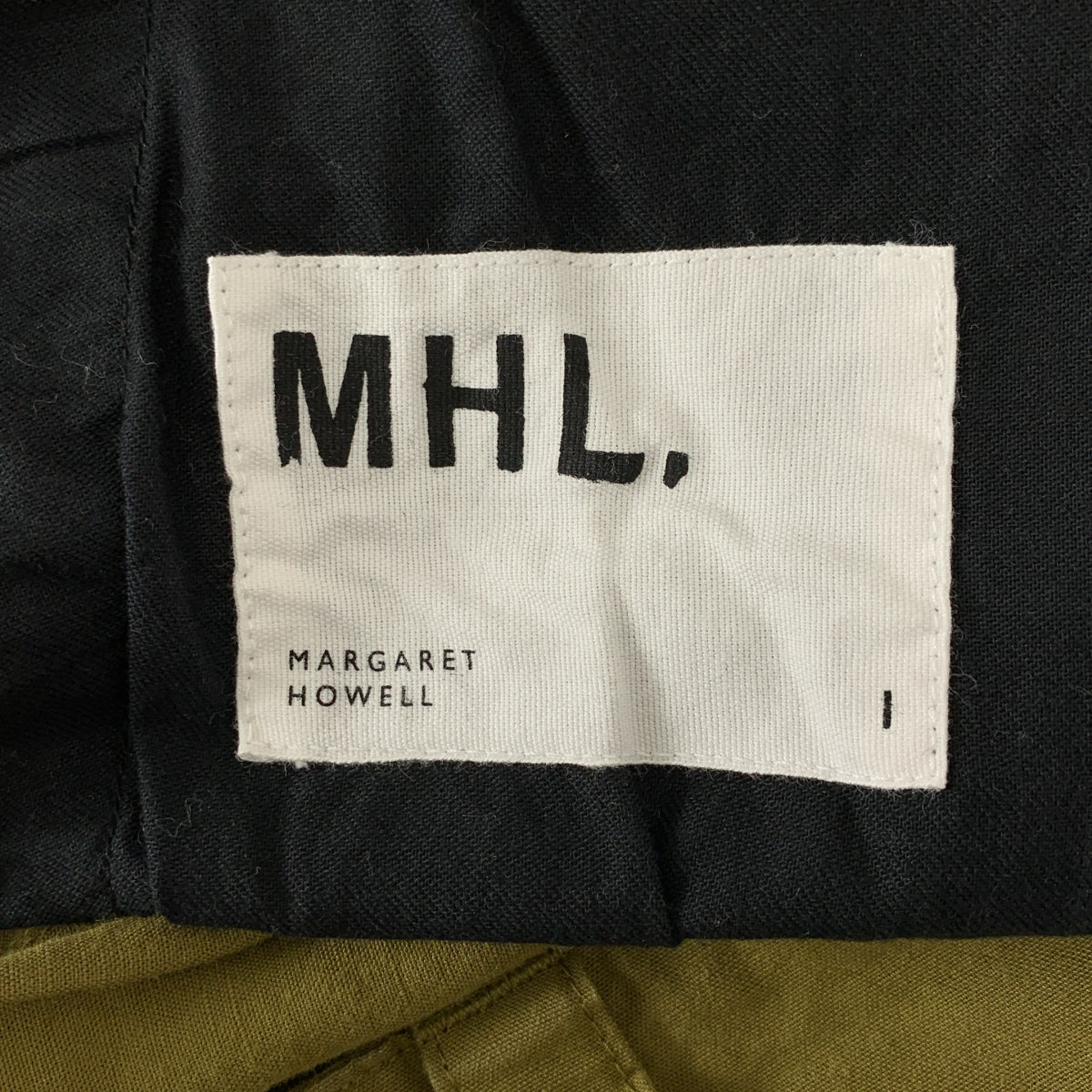 MHL. / 엠에이치엘 마가렛 하웰 | 2022SS | DRY COTTON LINEN 드라이 코튼 린넨 사이드 버튼 와이드 팬츠 | 1 | 카키 |