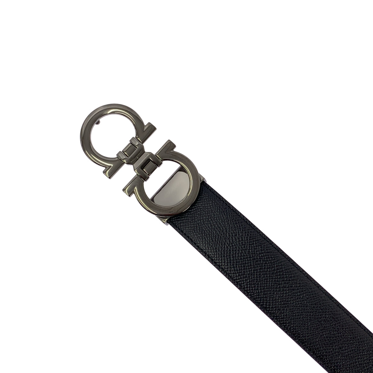 Salvatore Ferragamo | Gancini 皮帶扣 |