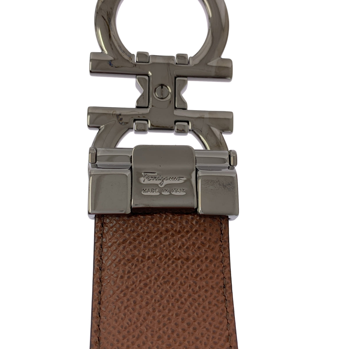 Salvatore Ferragamo | Gancini 皮帶扣 |