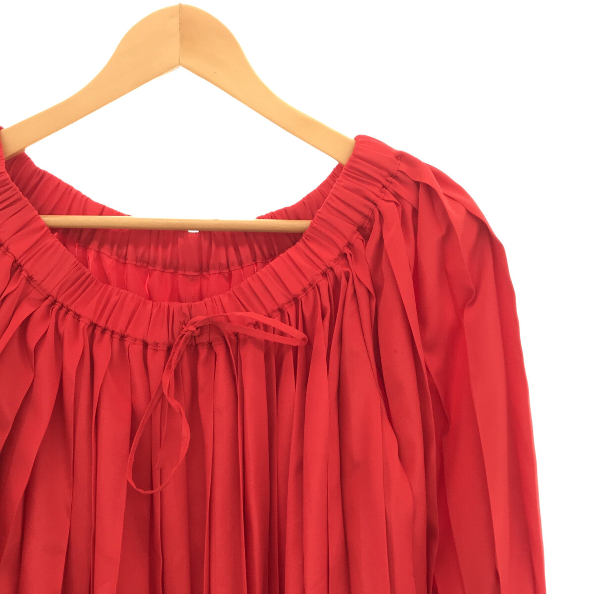 [New] JEANPAULKNOTT | Gathered pleated voluminous blouse | F | Red | Women's