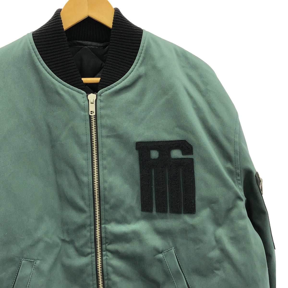 [Good Condition] RAF SIMONS | Oversized Fleeced Rs Patch Bomber Jacket | Size 44 | Green | Men's