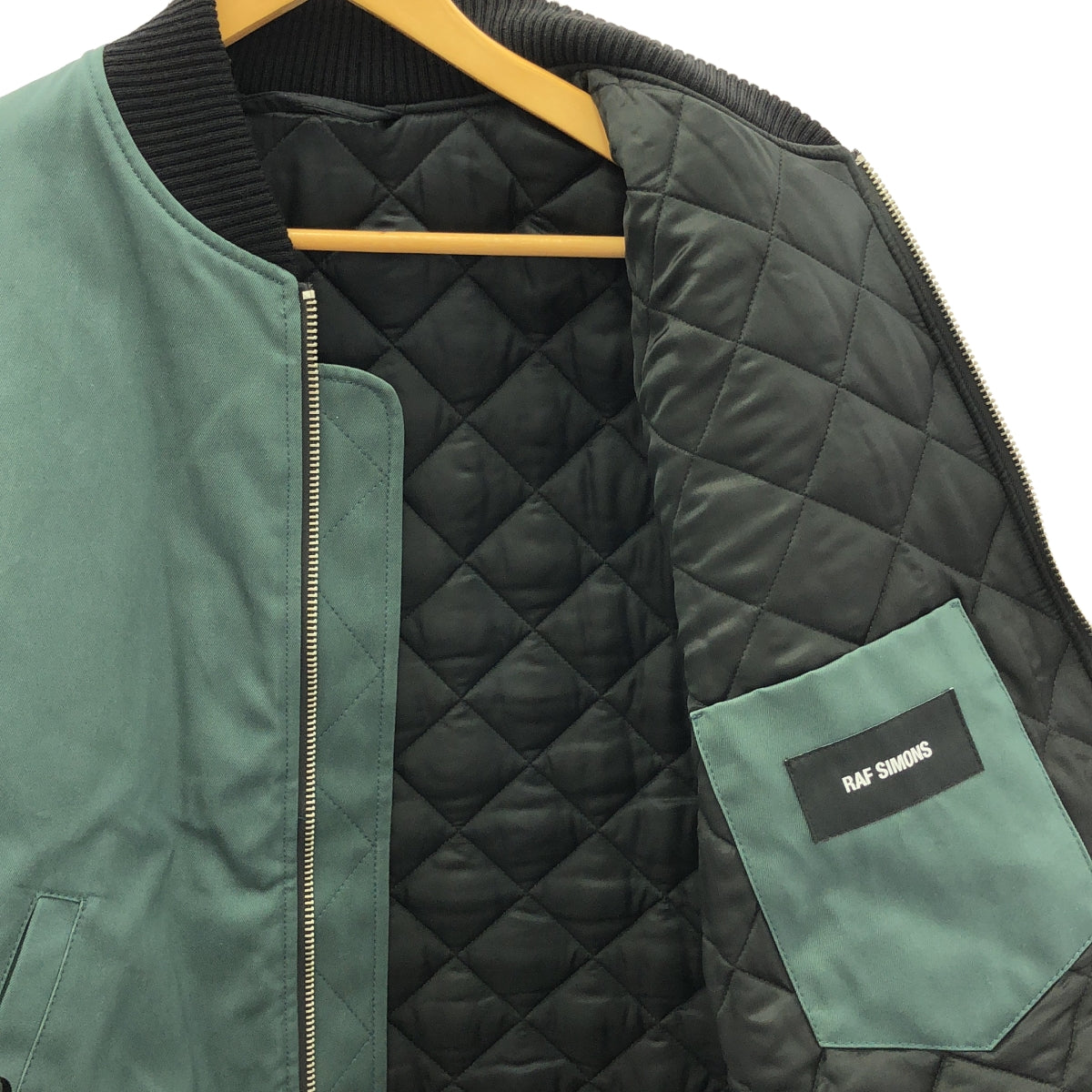 [Good Condition] RAF SIMONS | Oversized Fleeced Rs Patch Bomber Jacket | Size 44 | Green | Men's