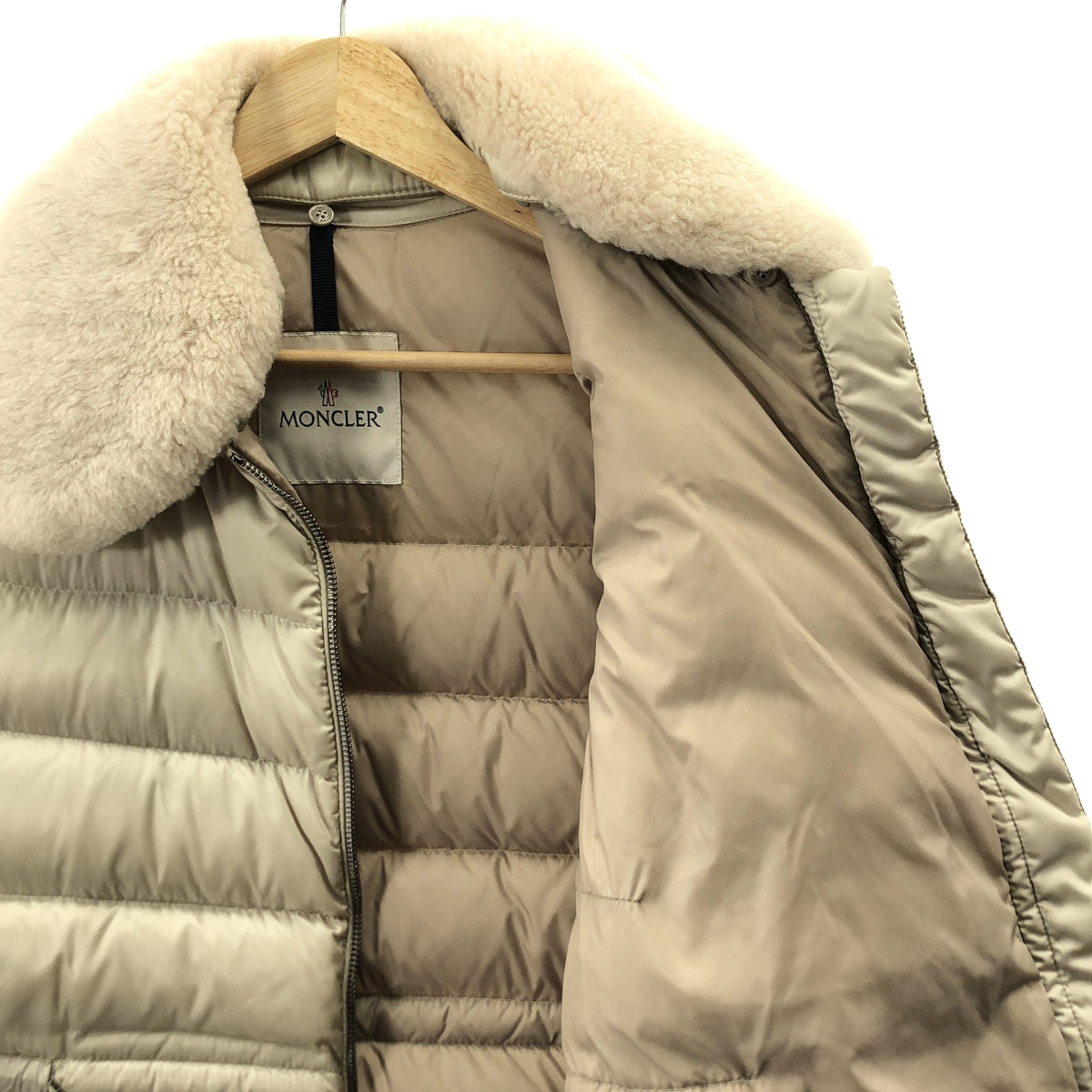 MONCLER / Moncler | ABELIA 아베리아 Moutonfer와 함께 다운 재킷 | 1 | 라이트 베이지 | 여성