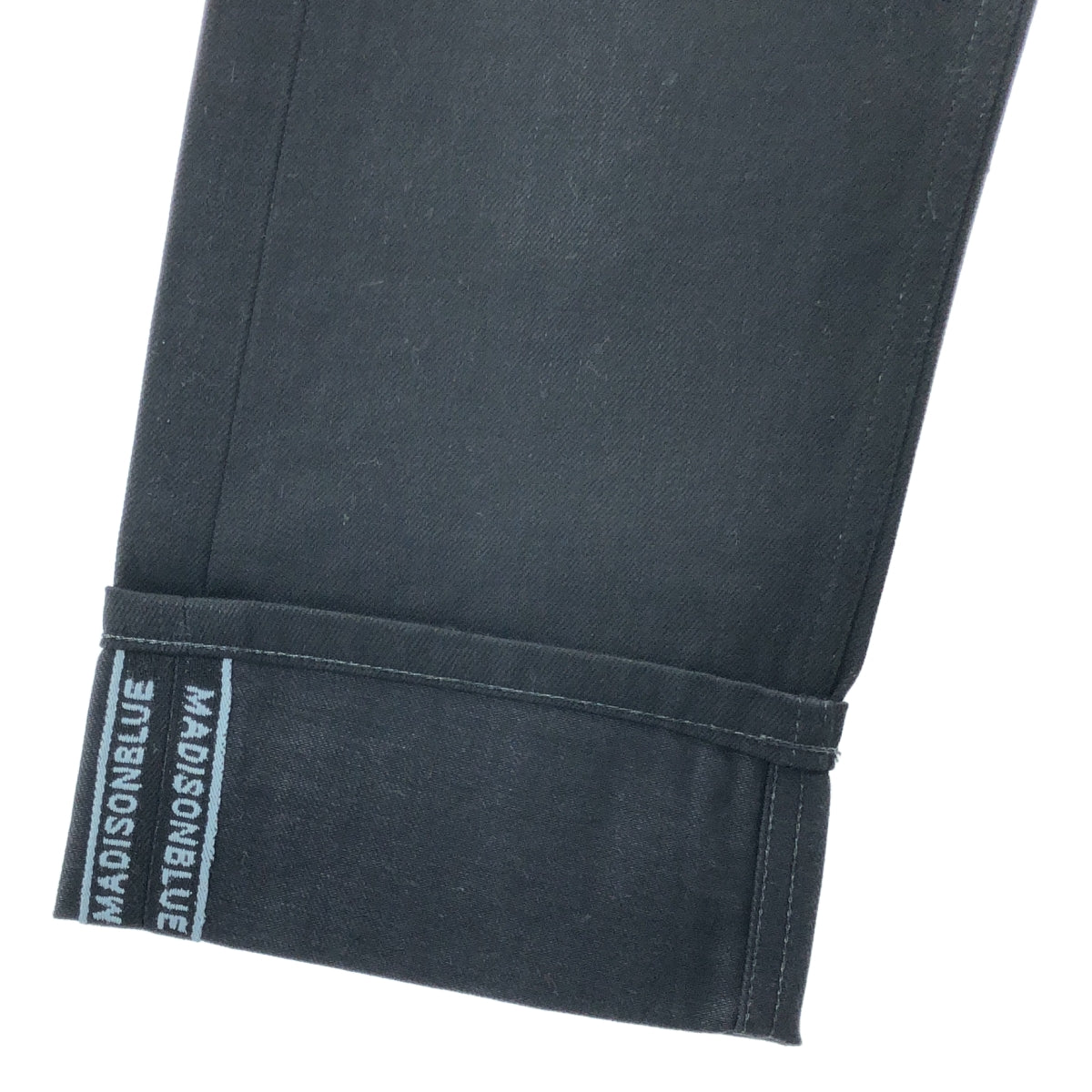 [狀況極佳] 麥迪遜藍 | SERUBI JQ 直筒牛仔褲 | 尺寸 02 (M) | 黑色 | 女款