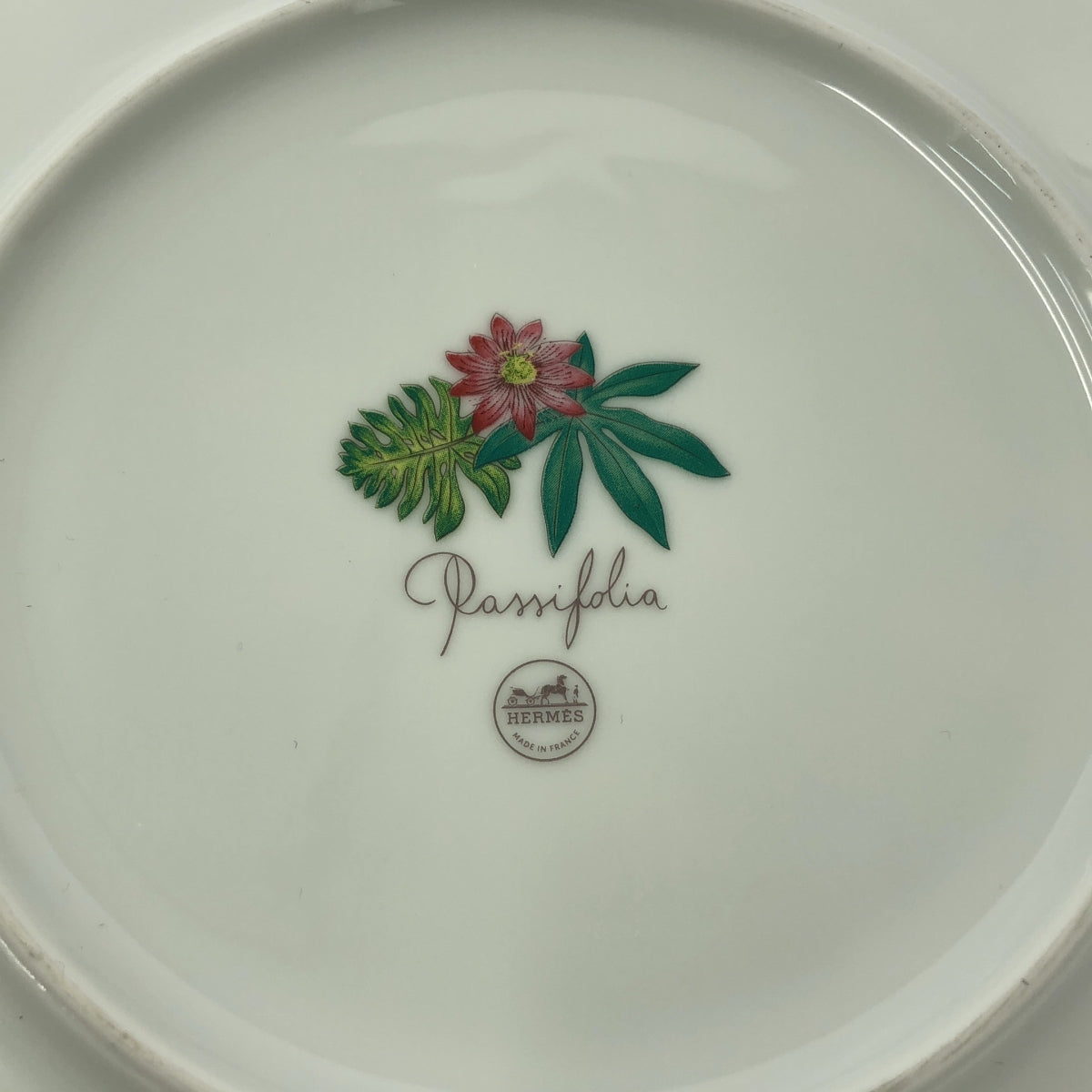 HERMES | 西番蓮 / 蔓綠絨餐盤一對 | 綠/白