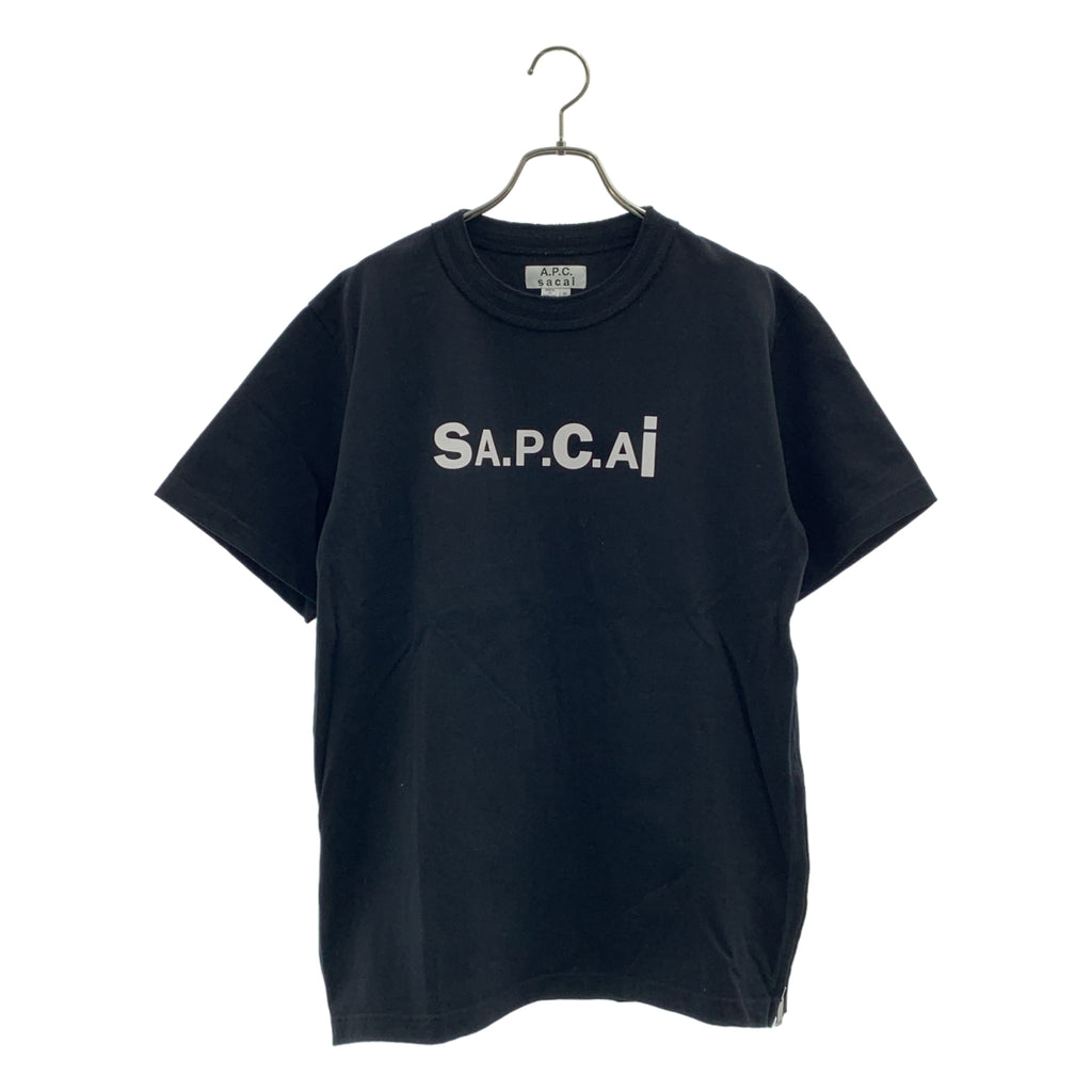 sacai / サカイ | × A.P.C. SIDE ZIP LOGO TEE ロゴプリント カットソー | M | メンズ