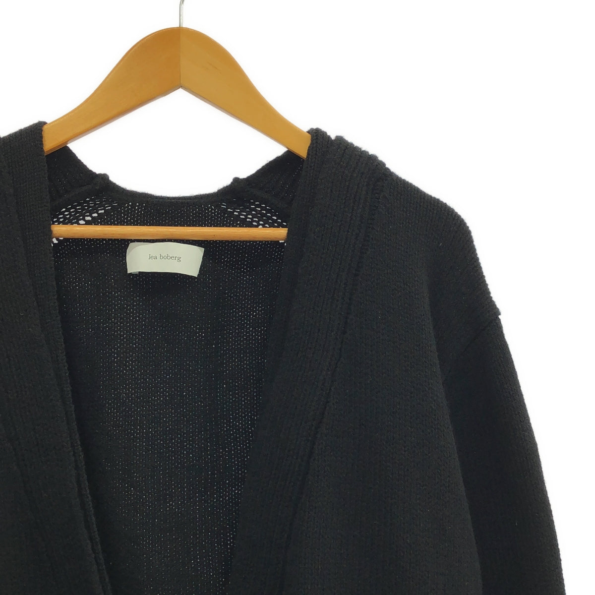 LEA BOBERG / リアボバーグ | 2024AW | Knitted V Neck Jumper Vネックニット | 3/4 | ブラック | メンズ