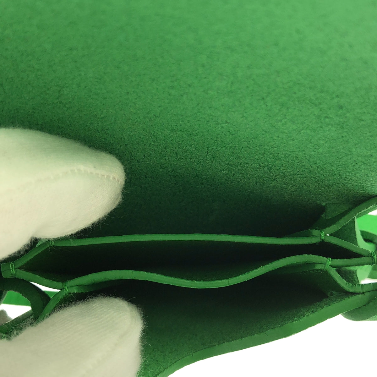 ITTI / 이치 | HERRIE TINY MEDICINE POUCH / 어깨 파우치 가방 / 유니섹스 |