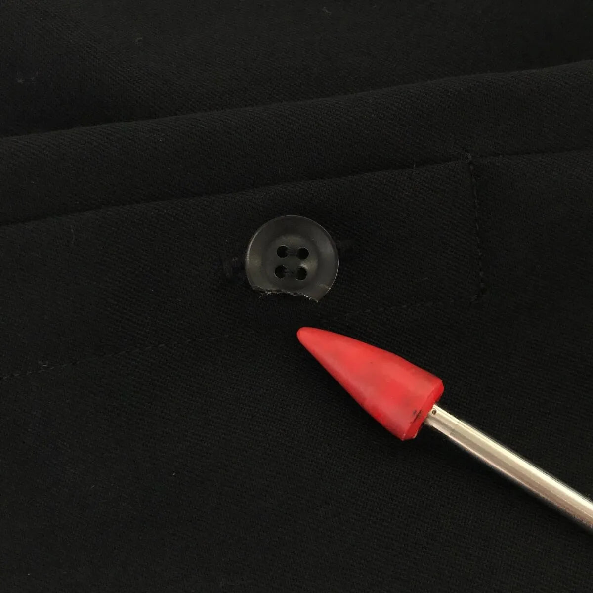 [品相良好] Yohji Yamamoto FEMME |附吊帶、側開衩、調配、寬褲的工裝褲 |黑色 |女性的