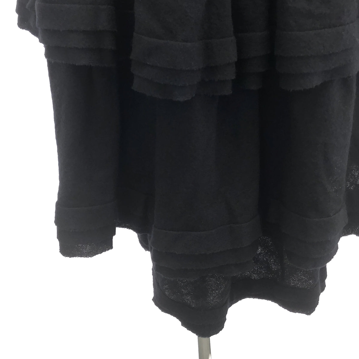 [狀況極佳] noir kei ninomiya | 2024 秋冬 | 羊毛層疊長裙 | S碼 | 黑色 | 女款