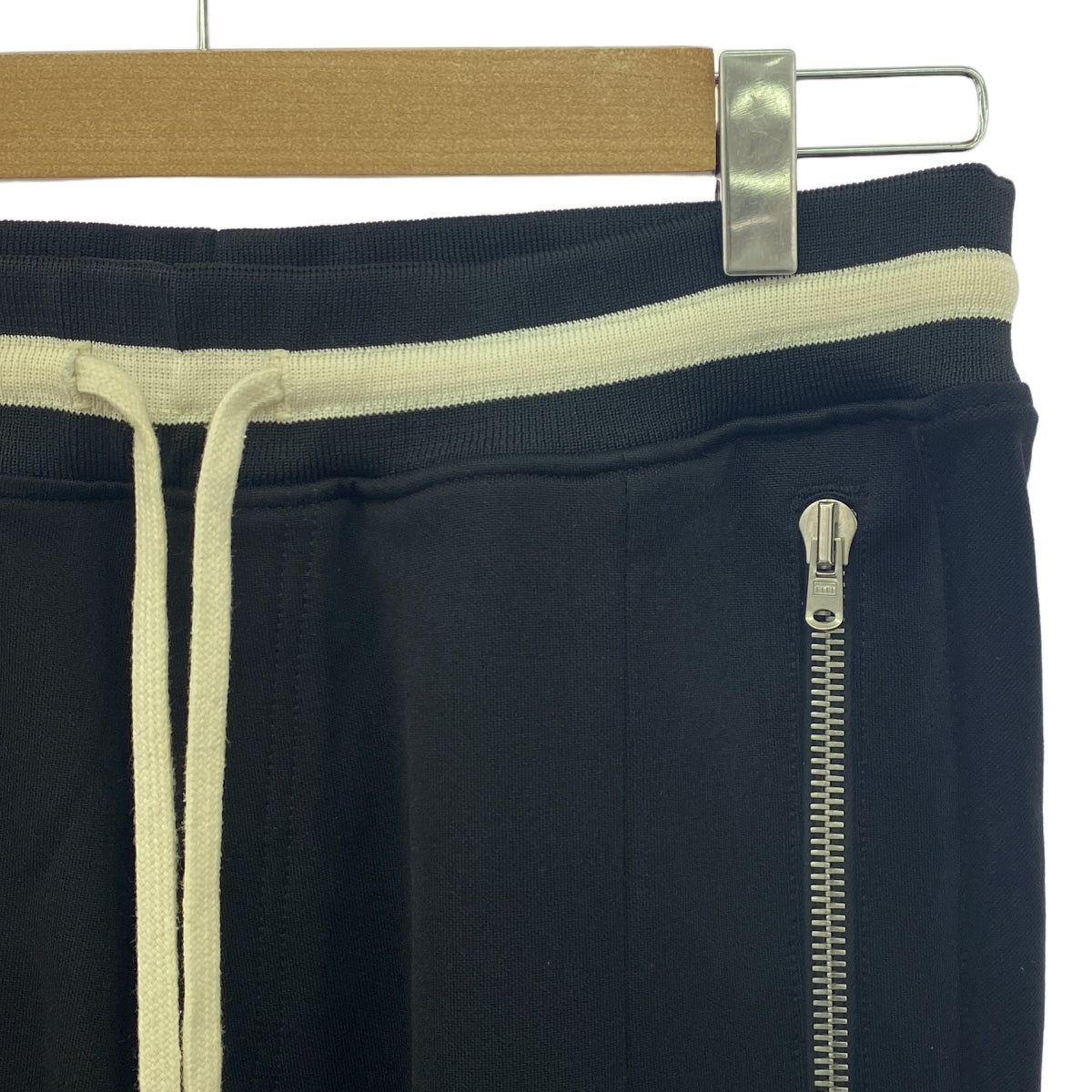 敬畏上帝 | 2017 | FIFTH COLLECTION 側拉鍊運動褲 | M |黑/白 |男士