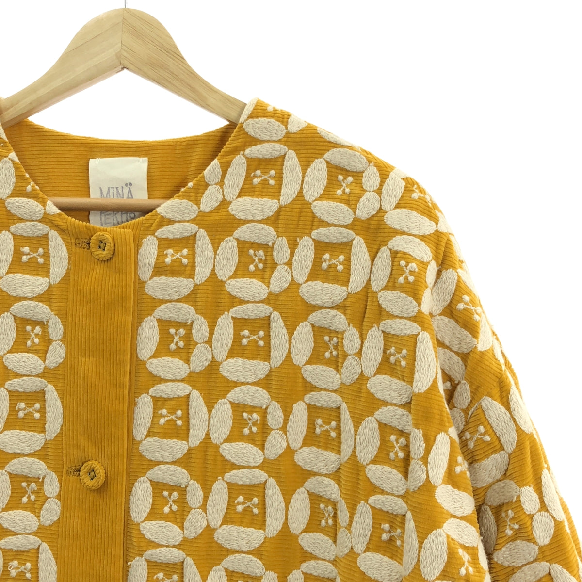 [狀況極佳] mina perhonen | dear | 刺繡無領大衣 | 全襯裡 | 38碼 | 芥末黃 | 女款