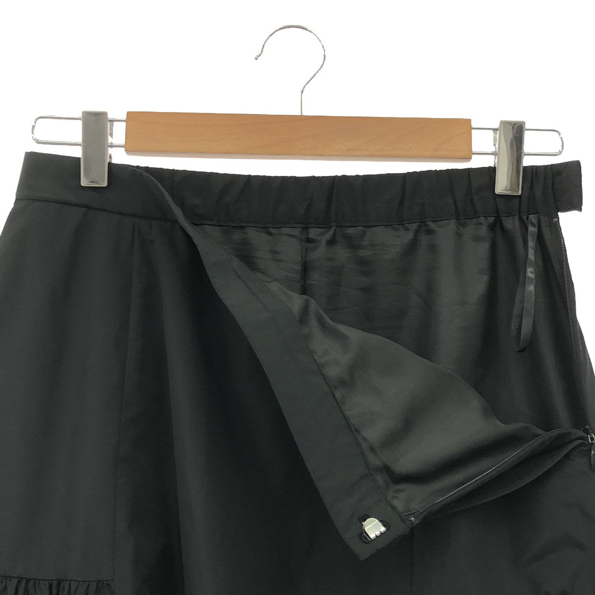 NIJYUSANKU / 23ku | Light Memory Taffeta Skirt | 38 | Women's