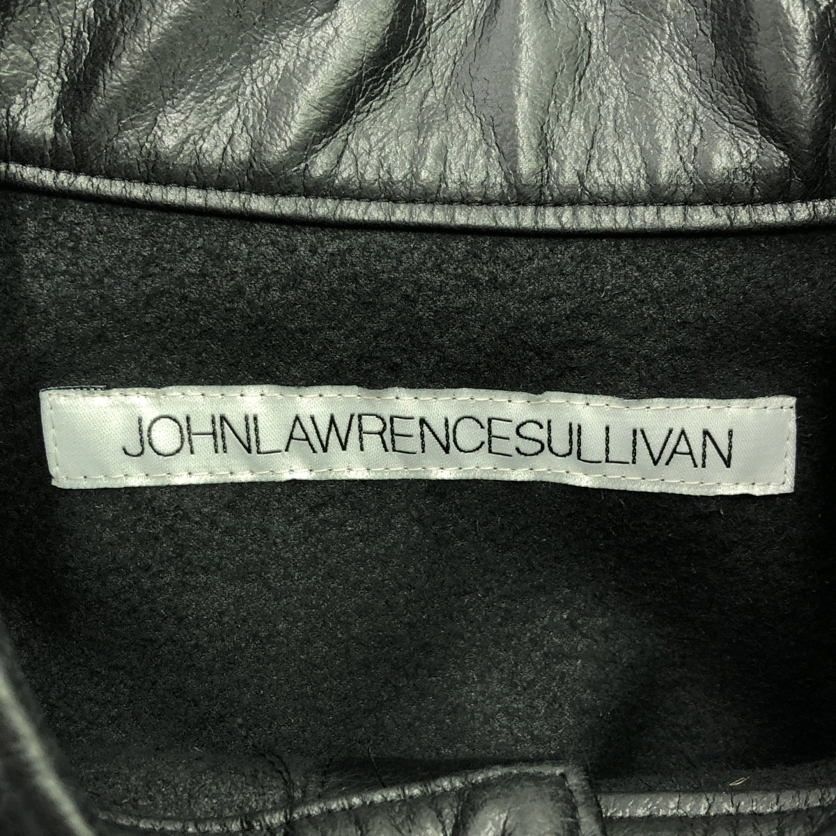 [品相良好] 約翰·勞倫斯·沙利文 / 約翰·勞倫斯·沙利文 | 2023 秋冬 |素食皮革軍用襯衫 |仿皮軍用襯衫 | 46 |黑色 | 男士