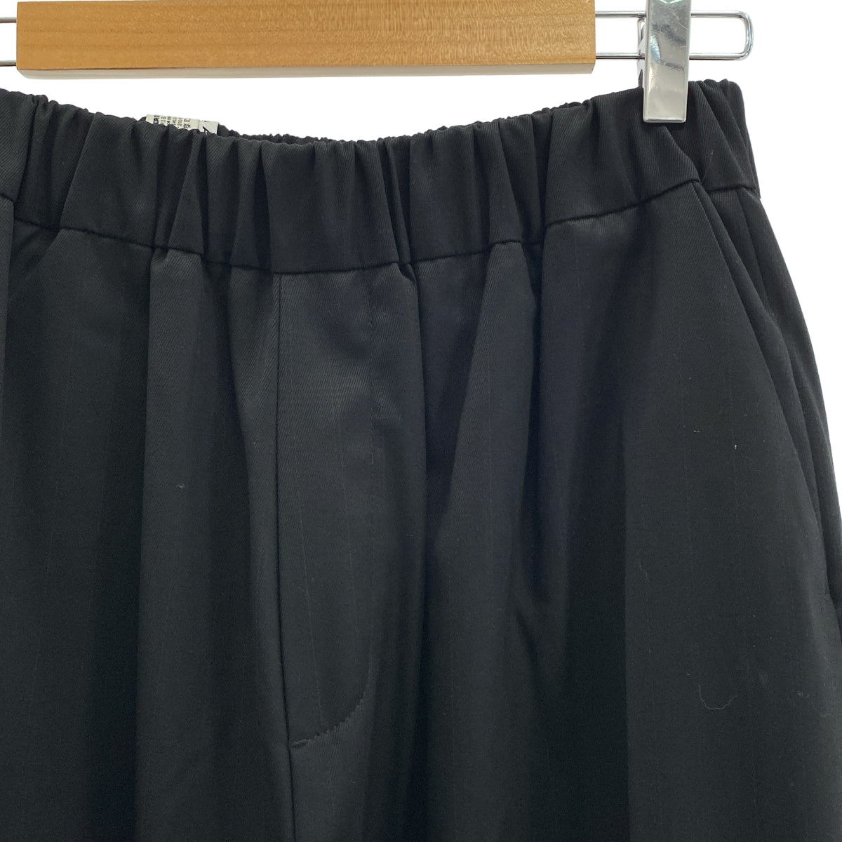 [類似新品] ADERERROR 草坪羊毛與絲質側條紋運動褲 | 尺寸 | 黑色 | 男款