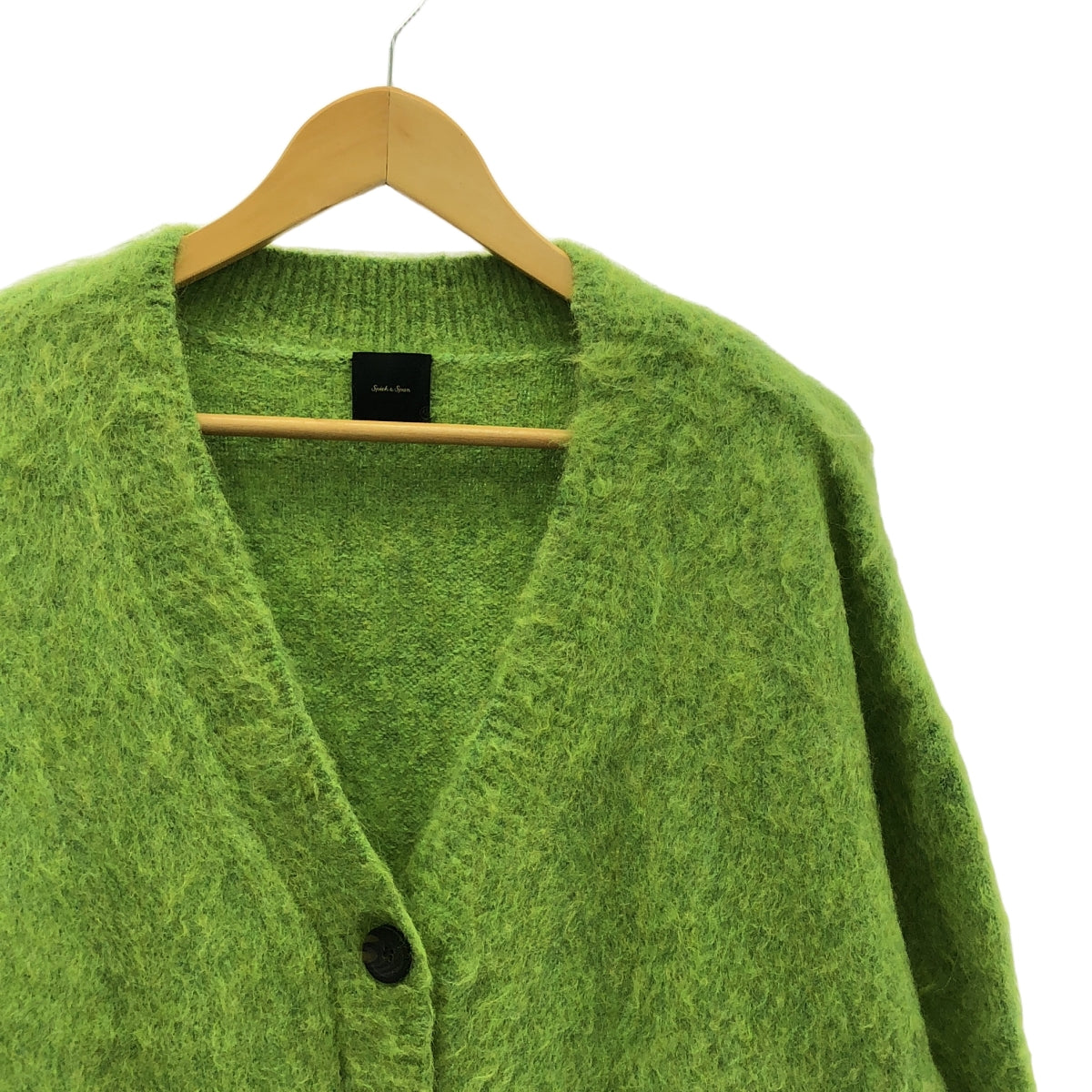 乾淨整潔 | 2023AW | 羊駝毛混紡V領衫 | F | 淺綠色 | 女款