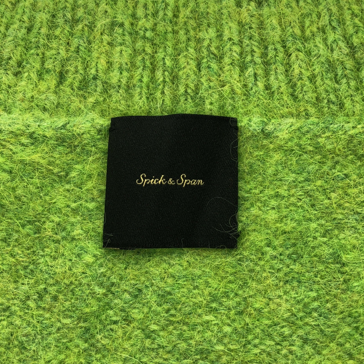 乾淨整潔 | 2023AW | 羊駝毛混紡V領衫 | F | 淺綠色 | 女款